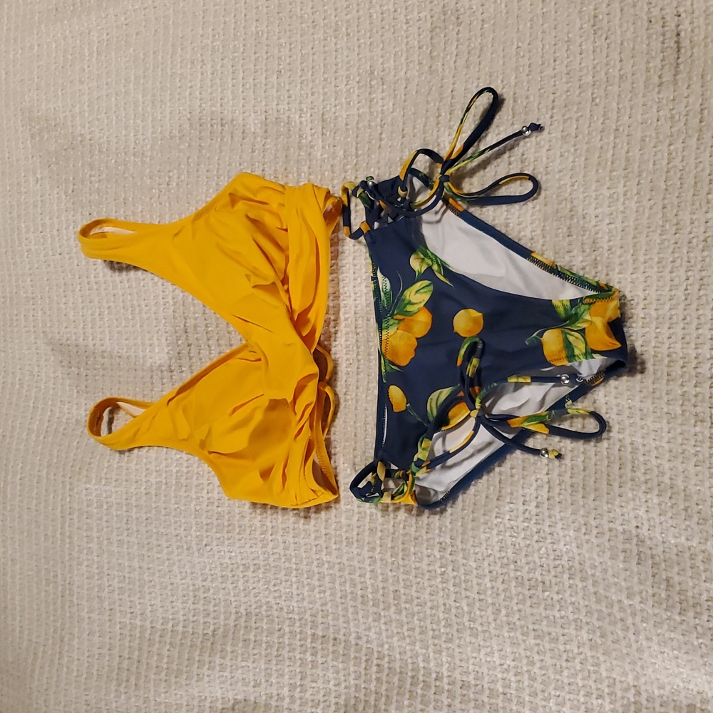 Stylish Yellow and Blue Bikini with Lemon Print